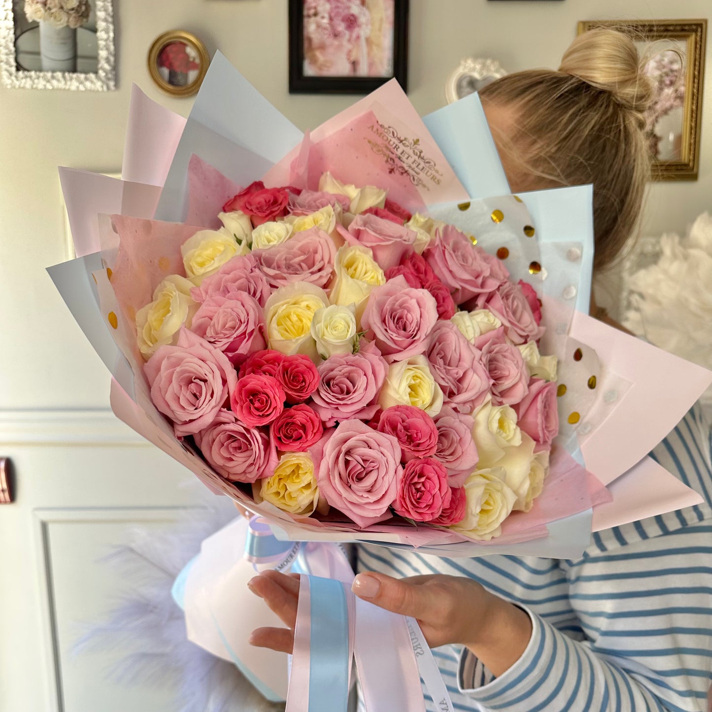 Escimo Petals Bouquet