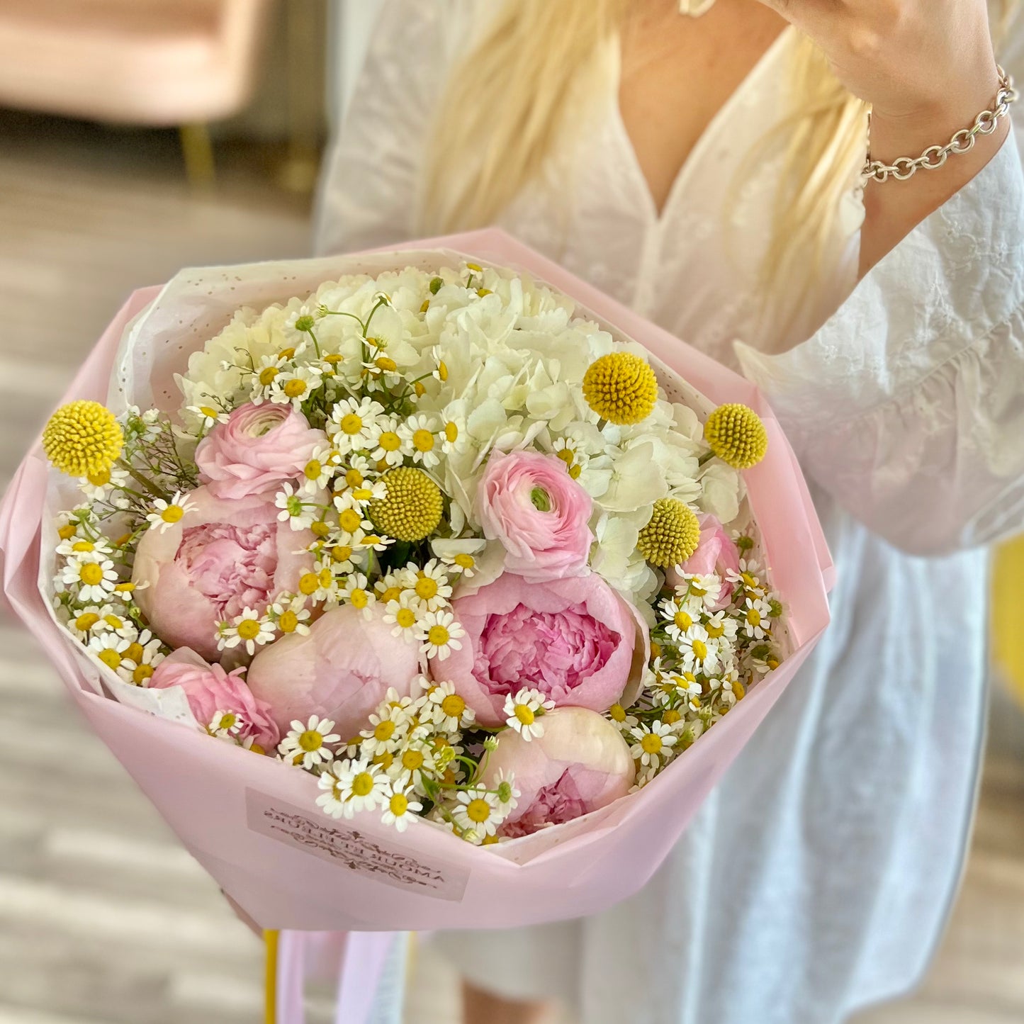 Summernight Bouquet, details