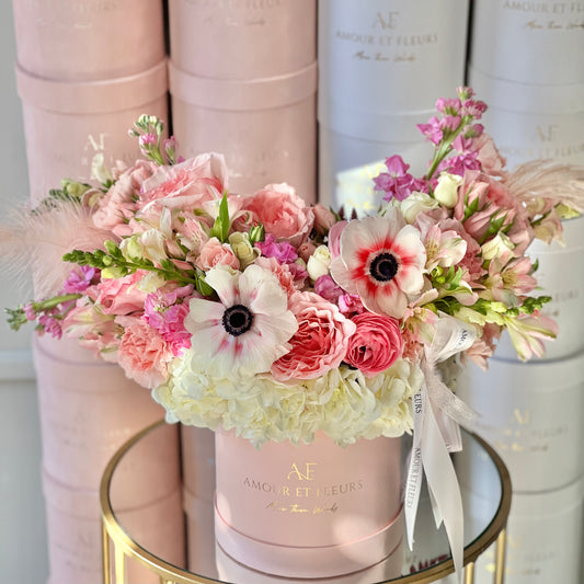 Chic Floral Arrangement, flower box