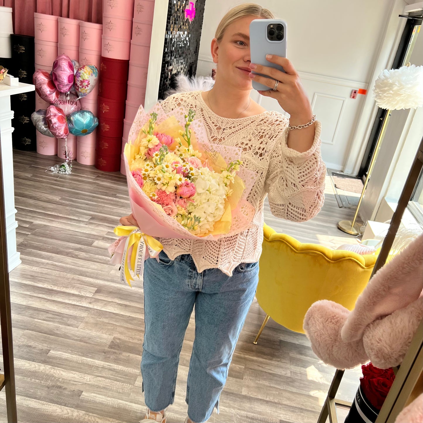 Small Flower Bouquet,size