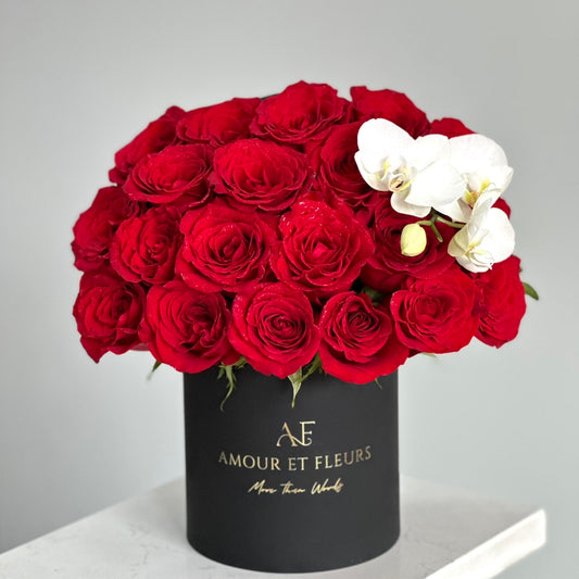 Bombshell Floral Arrangement, roses box