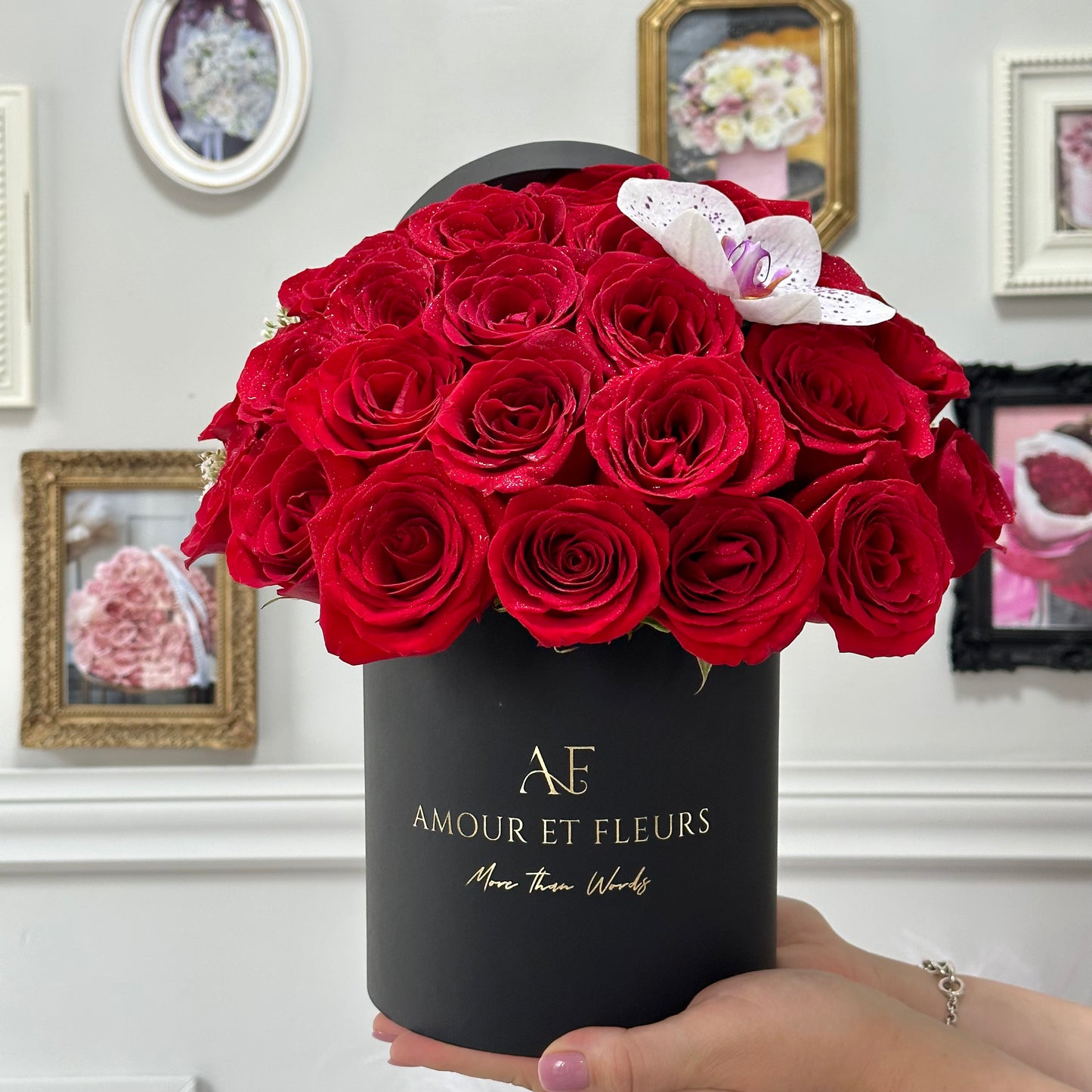 Bombshell Floral Arrangement, box of roses size small