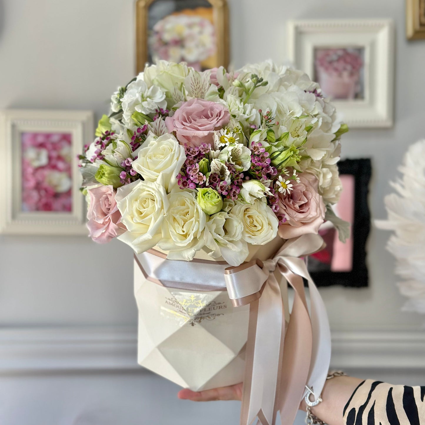 MD Angélique Floral Arrangement