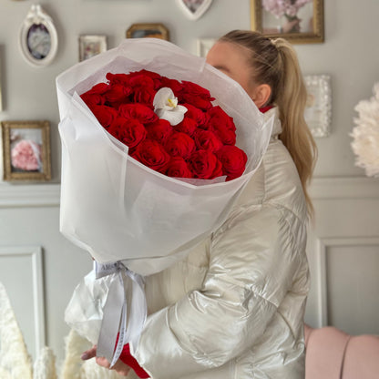MD 25 Roses Bouquet