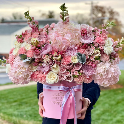 Mi Amor XL Floral Arrangement,details
