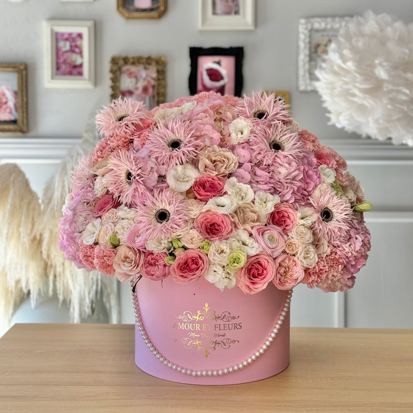MD Mi Amor XL Floral Arrangement